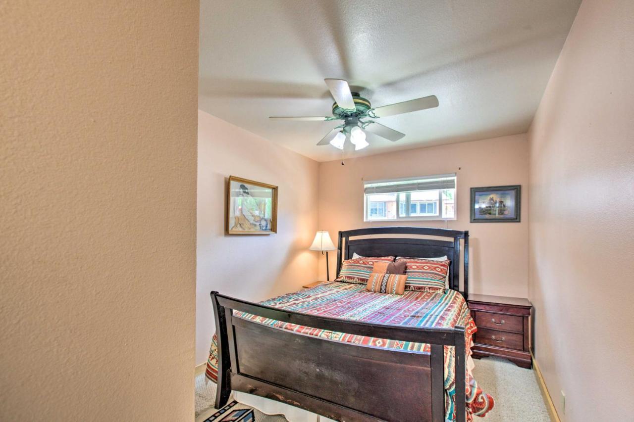 Red River Ski Condo on Main St - Mtn View! Exterior foto