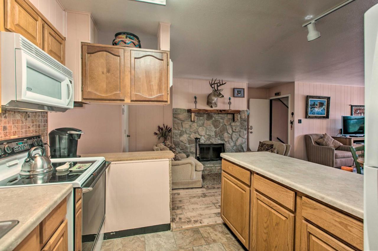 Red River Ski Condo on Main St - Mtn View! Exterior foto